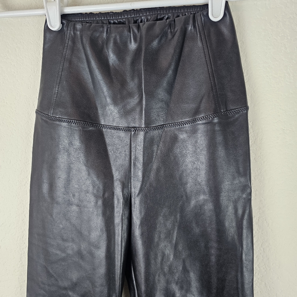 Aritzia Wilfred Free Daria Pant XS Tall Black Vegan Leather Legging NWT - Picture 4 of 11